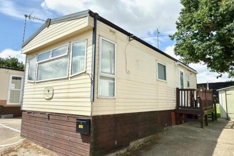 1 bedroom park home for sale