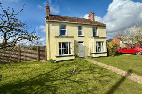 Mill Road, Burgh St. Peter, Beccles... 3 bed detached house for sale