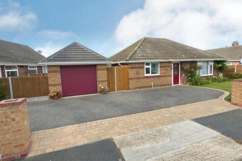 Clover Way, Gunton St Peters... 3 bed detached bungalow for sale