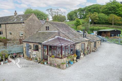 2 bedroom barn conversion for sale