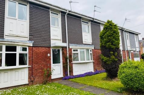 Holly Court, Sunderland 3 bed terraced house for sale
