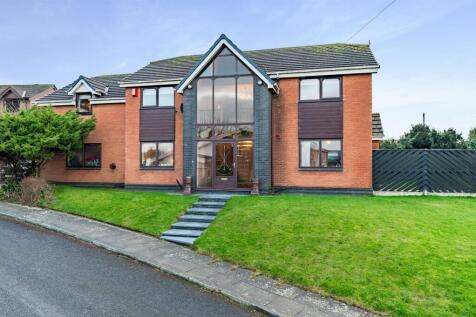 5 bedroom detached house for sale