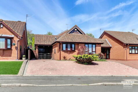 2 bedroom detached bungalow for sale