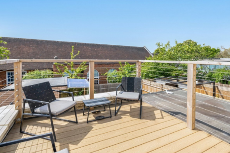 Cheltenham Road, London, SE15 2 bed maisonette for sale