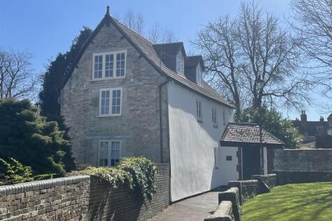 The Green, Calne SN11 3 bed detached house for sale