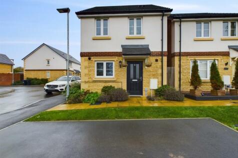 2 bedroom detached house for sale