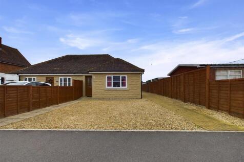 2 bedroom bungalow for sale