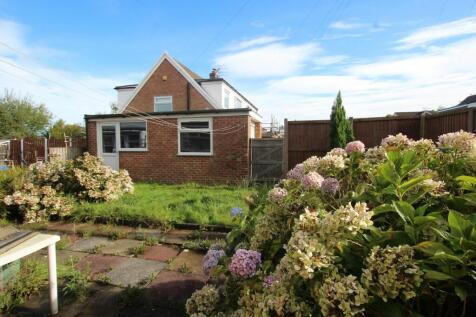 3 bedroom semi-detached bungalow for sale