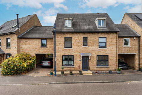 New Hall Lane, Great Cambourne... 6 bed link detached house for sale