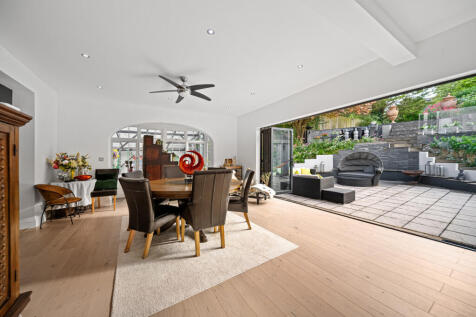 7 bedroom detached house for sale