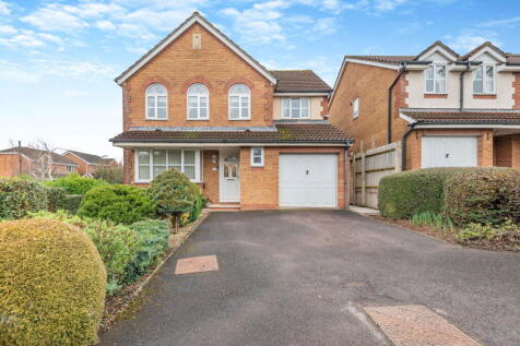 Beauchamp Meadow, Lydney GL15 4 bed detached house for sale
