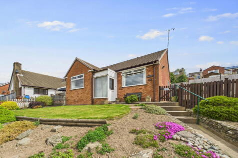 2 bedroom detached bungalow for sale