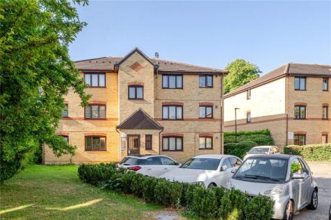 Studio flat for sale