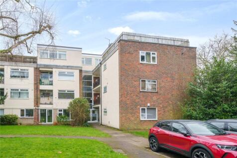 Studio flat for sale