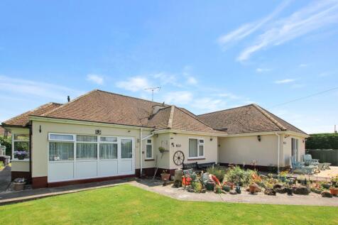 St. Marys Road, New Romney TN28 4 bed detached bungalow for sale