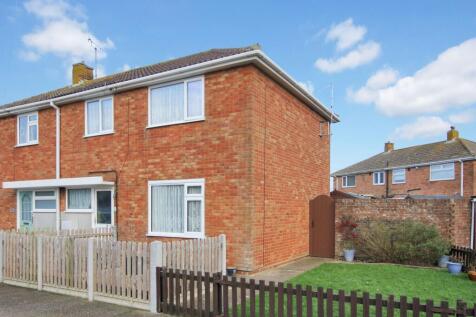 Brooks Way, Romney Marsh TN29 3 bed semi