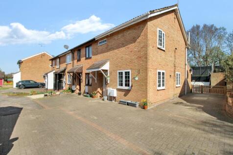 Long Beech, Ashford TN23 3 bed end of terrace house for sale