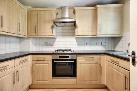 Swaffer Way, Ashford TN23 3 bed end of terrace house for sale