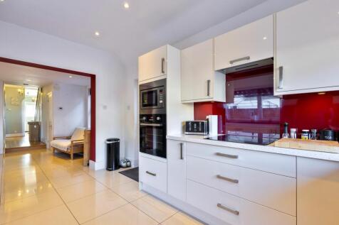 Cheriton Road, Folkestone CT19 5 bed semi