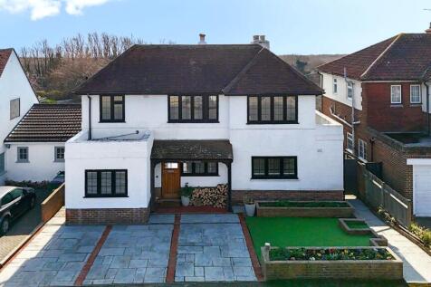 Seabrook Grove, Hythe CT21 4 bed detached house for sale