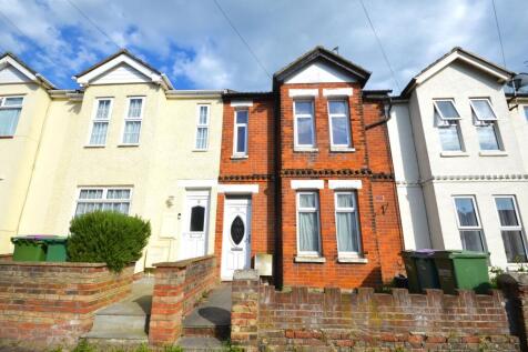 Greenfield Road, Folkestone CT19 3 bed terraced house for sale