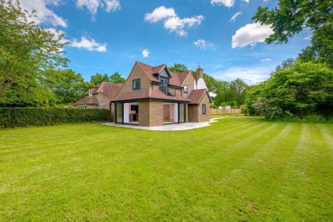 Broadford Bridge Road, West... 4 bed semi
