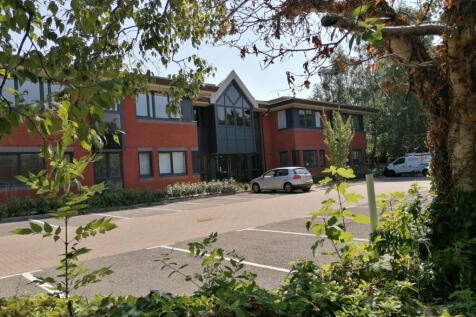 Cattershall Lane, Godalming, GU7 1 bed flat for sale