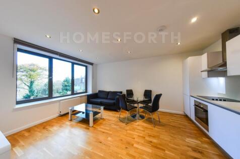 Studio flat for sale