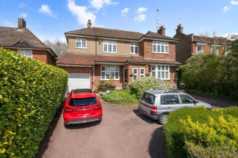 Downs Way, Tadworth KT20 5 bed detached house for sale