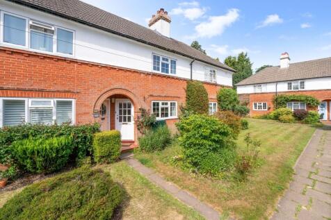 Chapel Road, Tadworth KT20 2 bed terraced house for sale
