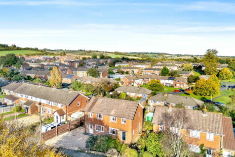 2 bedroom semi-detached house for sale