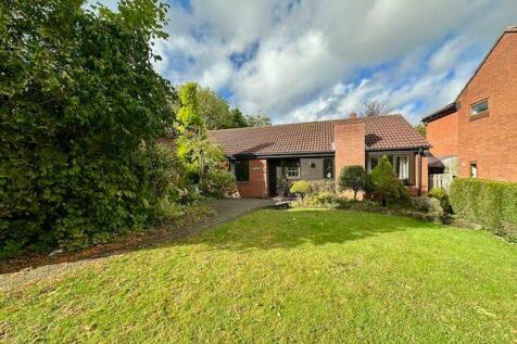 3 bedroom detached bungalow for sale