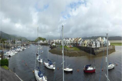 1 bedroom ground floor flat for sale