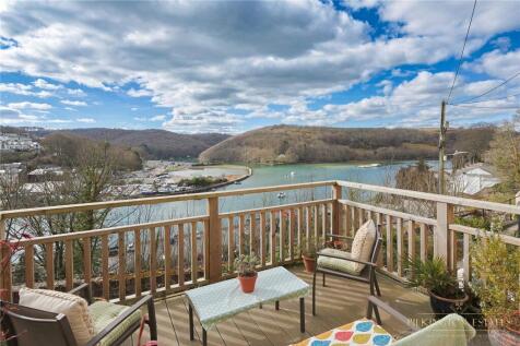 Hillside Terrace, Cornwall PL13 2 bed terraced house for sale