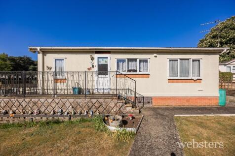 2 bedroom park home for sale