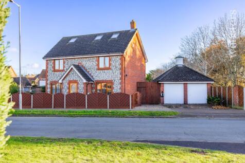 5 bedroom detached house for sale