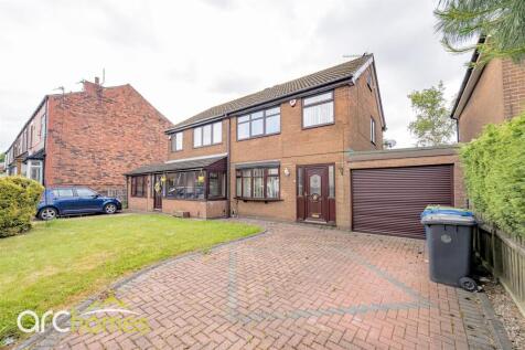 3 bedroom semi-detached house for sale