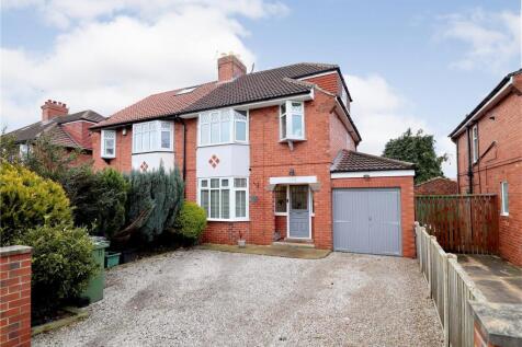 4 bedroom semi-detached house for sale
