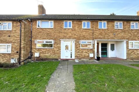 2 bedroom ground floor maisonette for sale