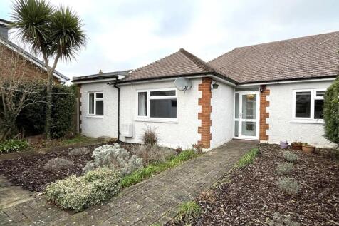 Chessington Road, Epsom, Surrey. KT19... 4 bed semi