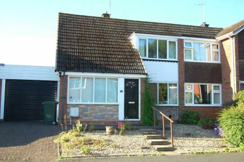 2 bedroom semi-detached house for sale