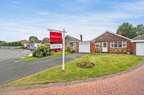 Windsor Road, Wolverhampton WV7 2 bed detached bungalow for sale