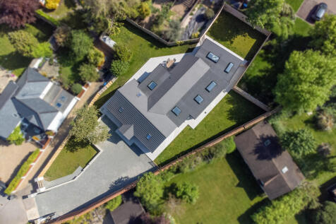 5 bedroom detached bungalow for sale