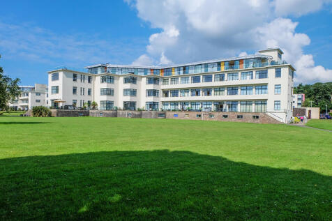 Headlands, Hayes Road, Penarth CF64 3 bed apartment for sale