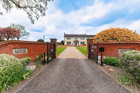 Shelfanger Road, Diss IP22 5 bed detached house for sale