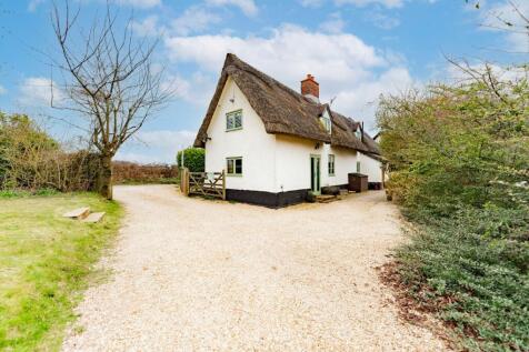 Quidenham Road, Norwich NR16 3 bed detached house for sale