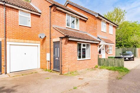 Pretty Drive, Diss IP21 3 bed terraced house for sale
