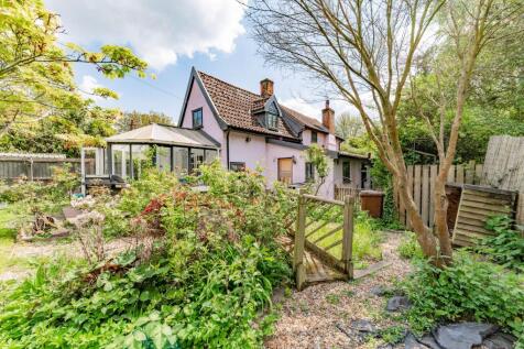 4 bedroom cottage for sale