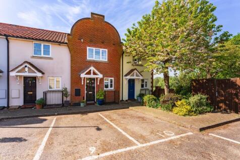 Magdalen Court, Eye IP23 3 bed terraced house for sale
