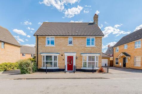4 bedroom detached house for sale